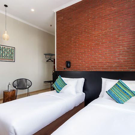 Hotel S Loft Manado Exterior foto